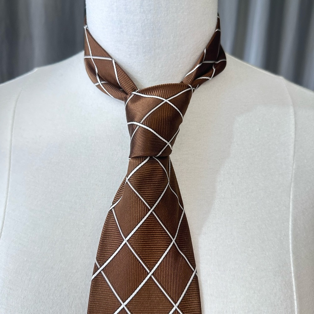 Elegant Brown Checkered Men's Tie Jos A Bank Executive Collection Mens Silk Tie